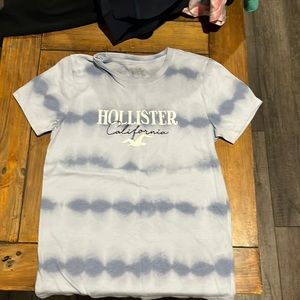 Hollister- womens small
